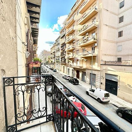 Appartamento Palazzo La Zagara Palermo Esterno foto